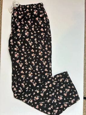 Daniel Buchler Black Floral Lounge Pants with Pink & Cream Blossoms